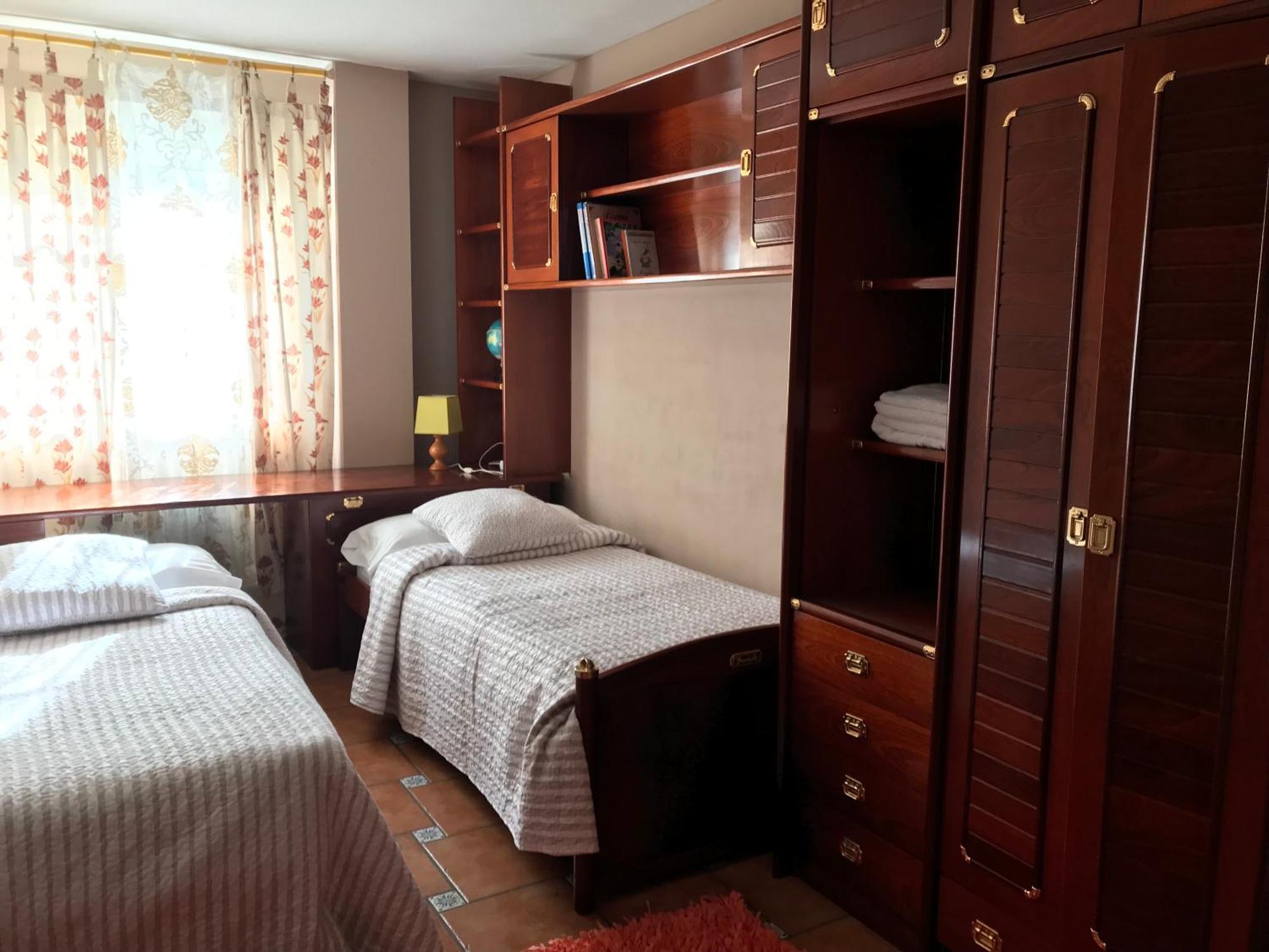 Apartamento Con Amplia Terraza Cerca Del Hospital Clinico 산티아고데콤포스텔라 외부 사진