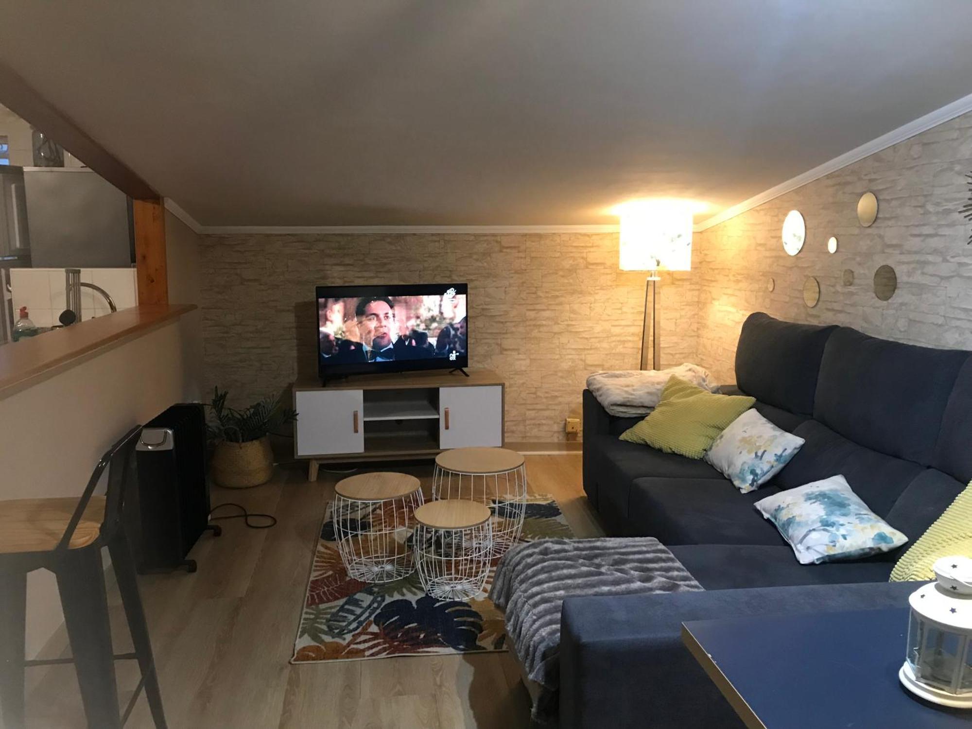 Apartamento Con Amplia Terraza Cerca Del Hospital Clinico 산티아고데콤포스텔라 외부 사진